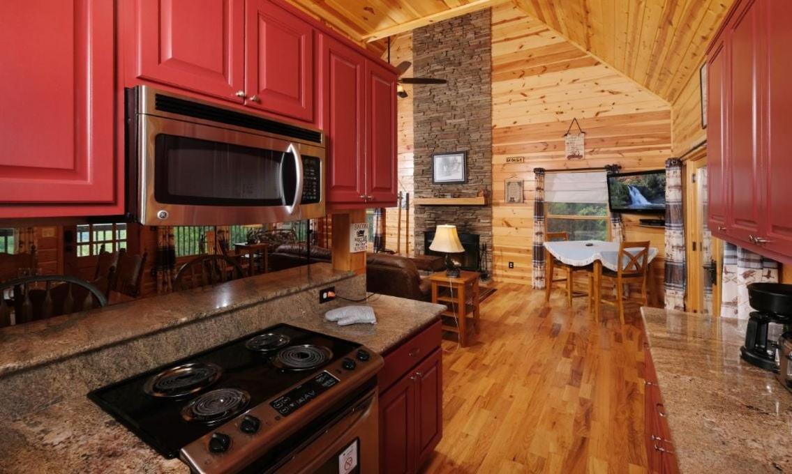 Jacksons Cabin Sevierville Exterior photo